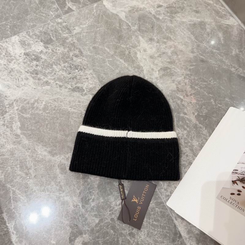 LV hat 62 (44)